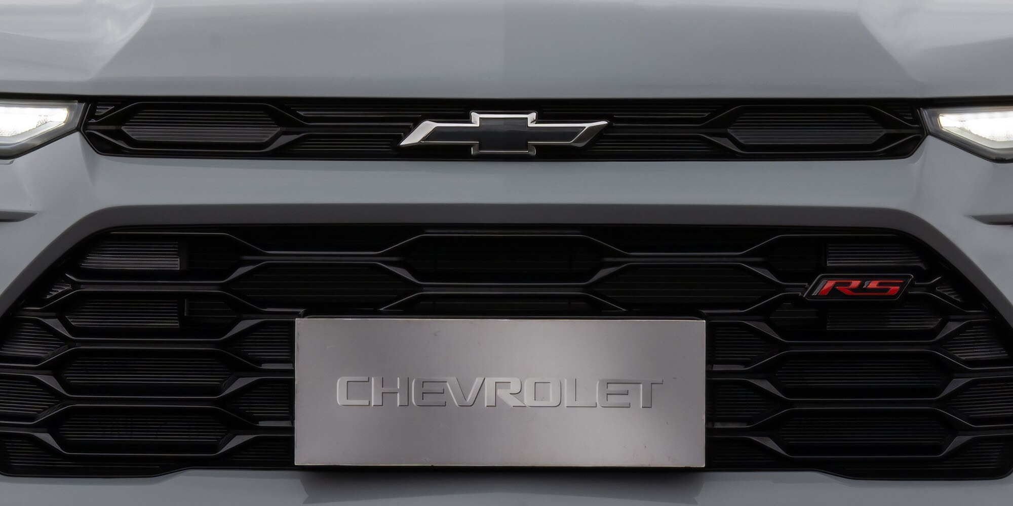 Chevrolet Sonic: nuevo logo de Chevrolet